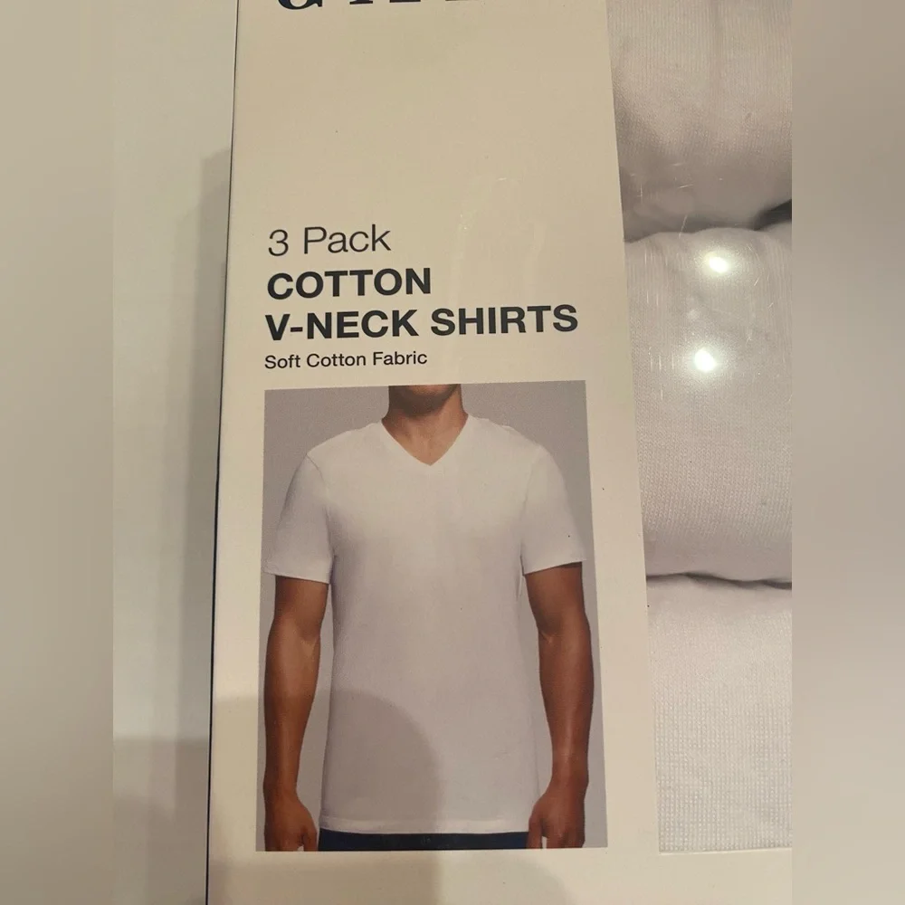 Gap Men’s 3 Pack Cotton‎ V-Neck Undershirts Tee T-Shirt Tagless White